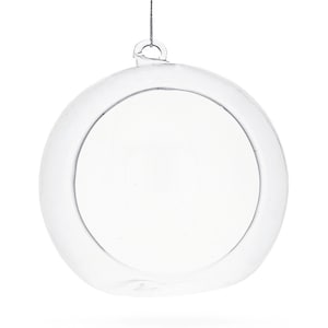 May include: A clear, spherical glass terrarium with a large opening. The terrarium is suspended by a thin metal chain. The design is simple and modern, suitable for displaying small plants or decorative items.