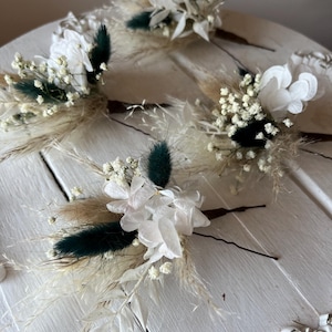 Boho dried flower hair pin in natural and emerald, hydrangea pampas hair pin emerald wedding hair accessories, flower crown hair pins