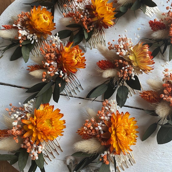 Terracotta/ rust wedding hair comb/ burnt orange hair accessories/ dried flower hair comb/ dried flower hair pin/ gypsophila hair comb