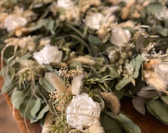 Wedding table decor/ wedding center piece/ table decoration/ dried flower garland/ boho decor/ bohemian wedding decor/ table garland