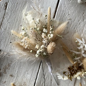 Boho dried flower pampas hair pins, dried flower bridal hair pins, white natural cream wedding hair accessories, bridesmaid hair flowers