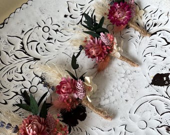 Pink Dried Flower Boutonniere: Boho Fall Wedding Groom Flowers