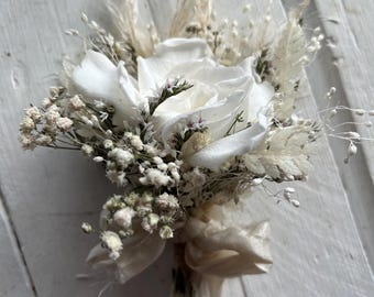Dried White Flower Boutonniere: Boho Wedding Lapel Pin