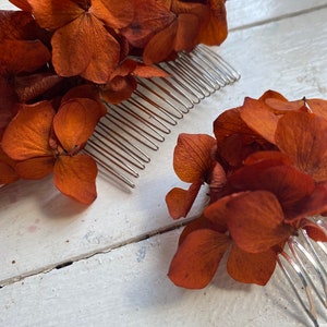 Terracotta, rust wedding hair comb, burnt orange hair accessories, dried flower hair comb, dried flower hair pin, hydrangea bridal hair comb
