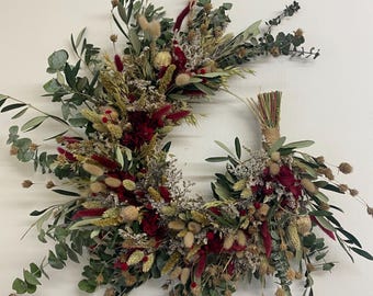 Christmas Dried Flower Wreath: Eucalyptus & Hydrangea Door Decor