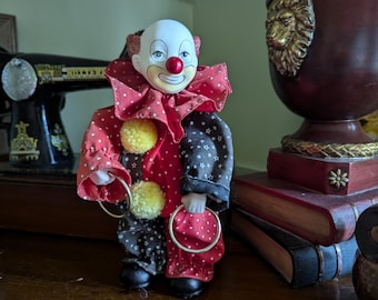 Musical Moving Clown from Daysela&#39;s Small Little Shop of Strange and Unusual. 1980s Musical Wind Up Clown Dolls. Clown Gift. Circus Clown.