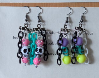 KiDcoRe CHAOS eaRRings 02 03 by Daysela. Hello, the 90s CaLLed. Ring Ring, this is your landline dial up connection. Welcome to aol Canada.