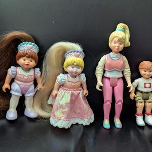 Loving Family Vintage Fisher Price 1990s Doll House DoLLs from Daysela&#39;s SmaLL little shoP of stranGe and UnusuaL.