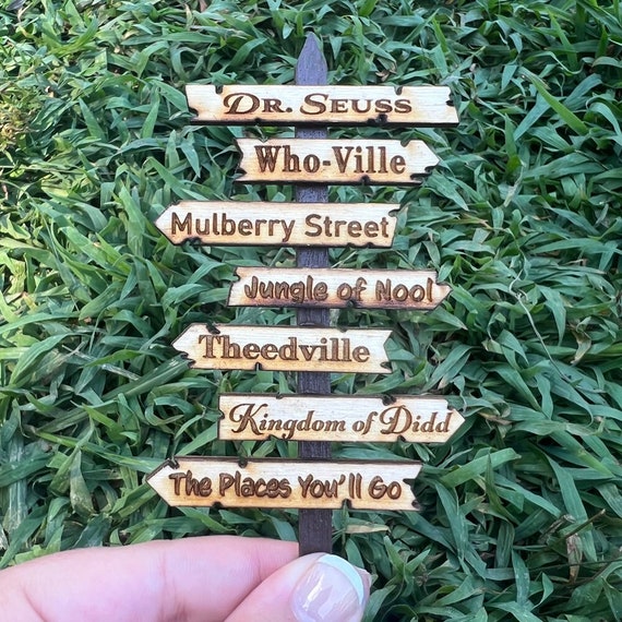 Dr. Seuss Direction Signpost Decoration DIY Kit Childrens - Etsy UK