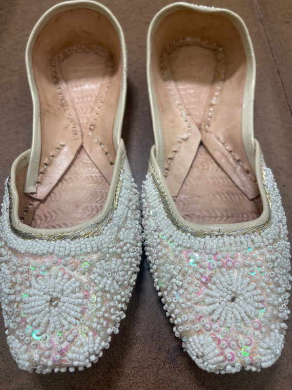 Punjabi Jutti/indian Ethnic Beaded Shoes/jutti/khussa/mojari