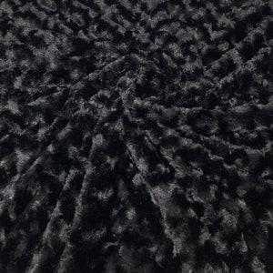Soft Luxurious Rosebud Rose Cuddle Minky Fur by the Yard - BLACK