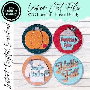 Könnte beinhalten: Vier runde, lasergeschnittene SVG-Dateien mit Herbstmotiven. Die Designs beinhalten einen Kürbis, eine Tasse Pumpkin Spice Latte, einen Pullover und den Text "Hello Fall".