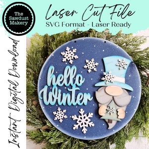 Hello Winter Gnome 10,5" fichier SVG d'accroche-porte | Fichier découpé au laser | Bonhomme de neige SVG | Accroche-porte svg | WinterSVG | Flocon de neige | Signe de bonhomme de neige