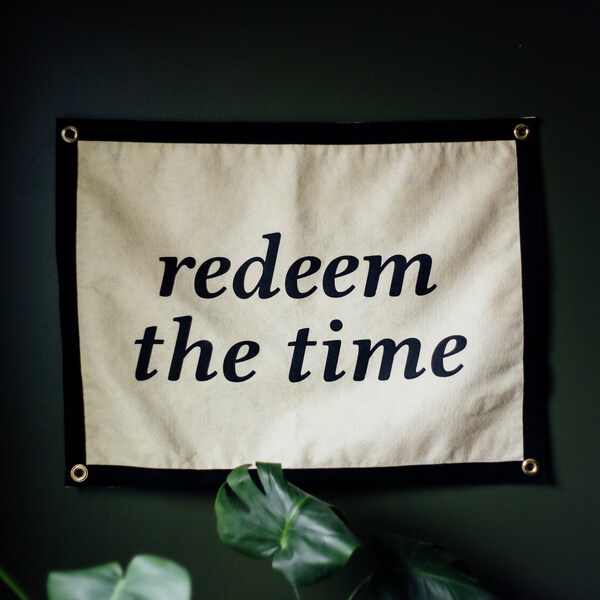 Bandera del campamento "Redime el Tiempo" / Efesios 5:16 / Decoración cristiana para el hogar / Decoración cristiana para colgar en la pared / Feminidad bíblica / Decoración para el hogar