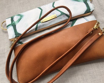 Green crossbody bag, leather crossbody, green handbag, leather clutch, emerald handbag, linen purse, green purse