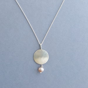 MOON pink PEARL SILVER PENDANT, hand forged from solid 925 sterling silver with pink freshwater pearl image 9