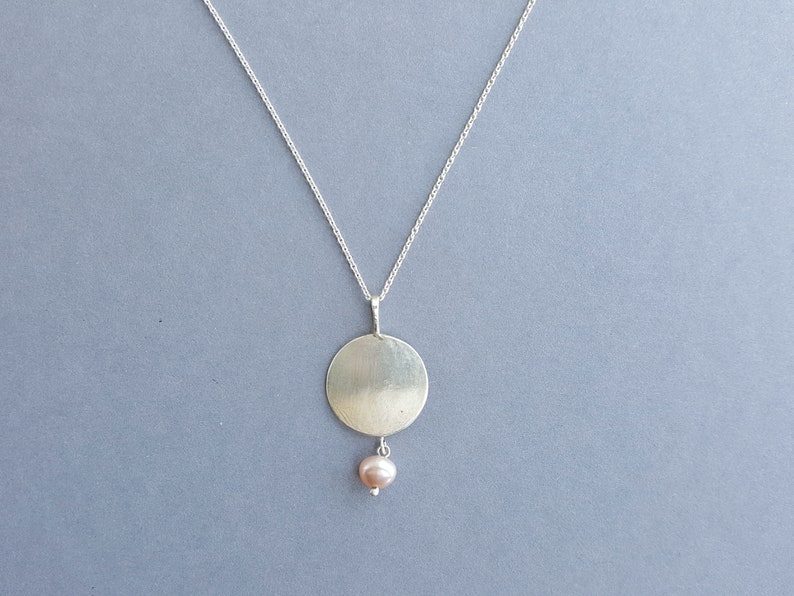 MOON pink PEARL SILVER PENDANT, hand forged from solid 925 sterling silver with pink freshwater pearl image 9
