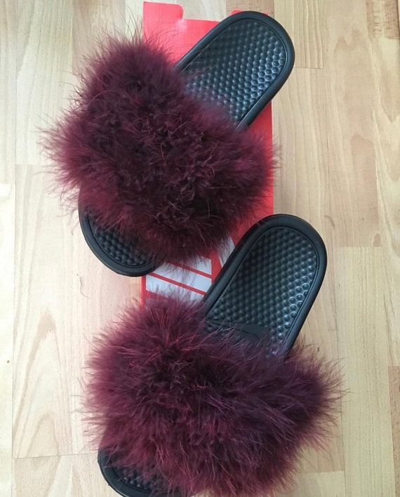 women's nike fluffy slides