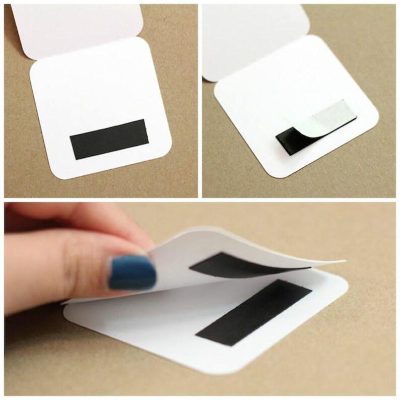 Pu&ograve; includere: Una carta bianca con una striscia adesiva nera sul retro. La carta &egrave; piegata a met&agrave; e la striscia adesiva &egrave; visibile all'interno della piega.