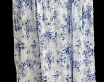 Eileen West Nightgown Size Small Blue White Floral Lace Trim Cottagecore Romantic Sleep Dress
