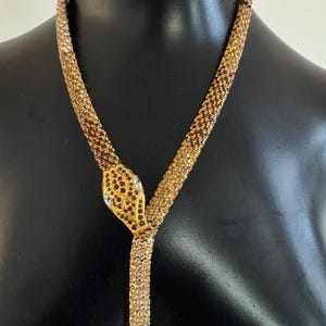 Vintage Valentino Garavani Kristall Schlange Halskette Goldton Metall und Kristall, Valentino Lariat Halskette Bild 3