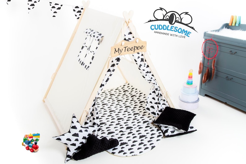 Tente tipi Nuages noirs pour enfants - Créatrice ETSY : MyCUDDLESOME