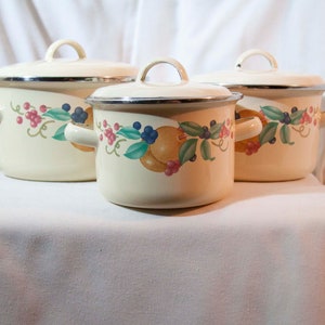 Vintage Set of 3 Enamel Stock Pots
