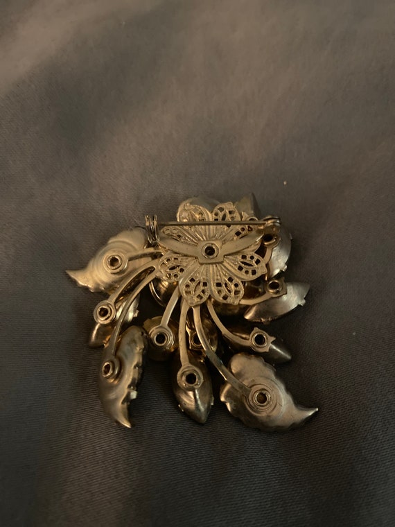 Beautiful brooch from the 1940’s - image 2