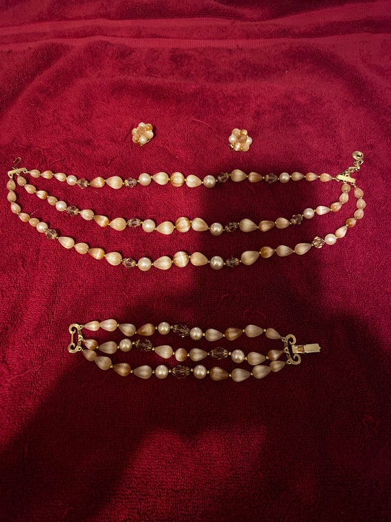 Lisner Jewelry Set