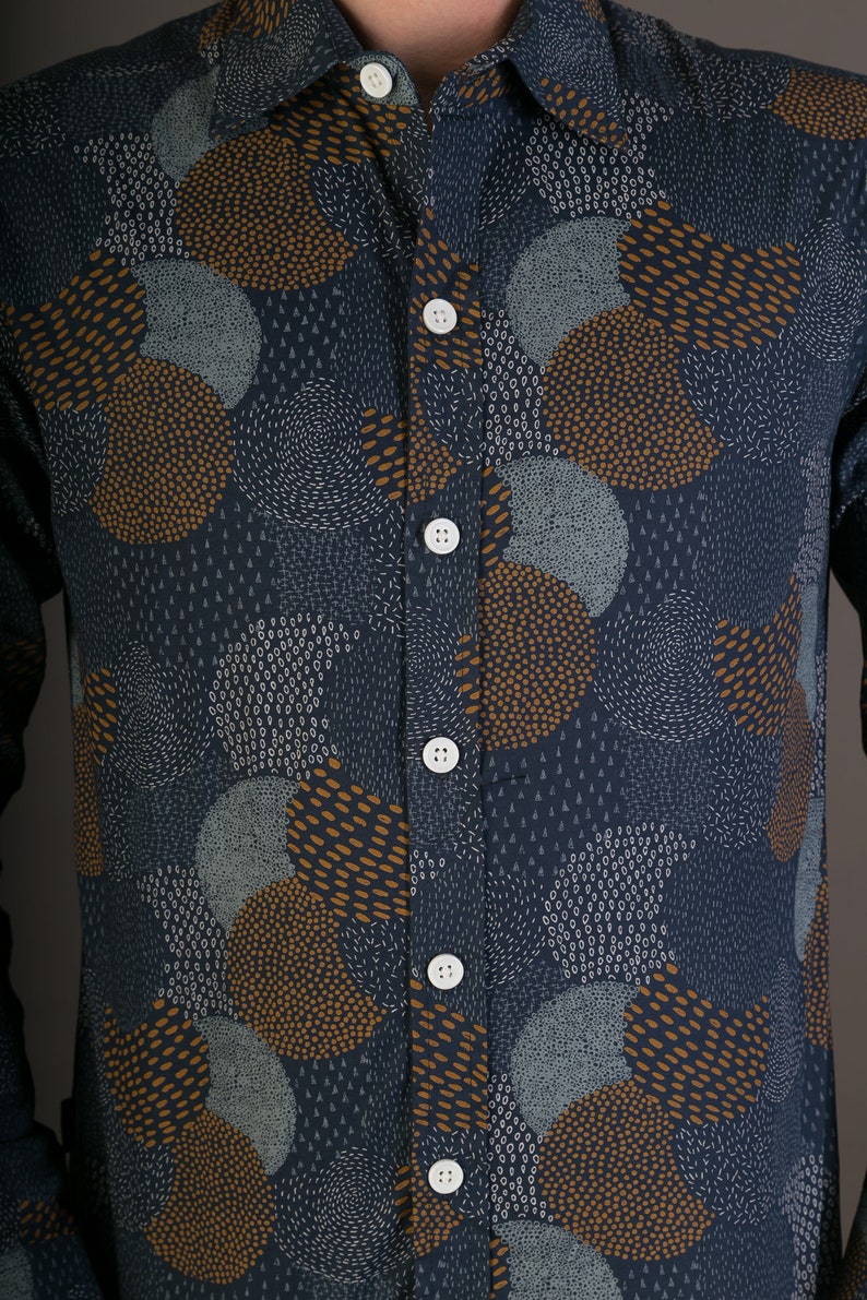 Mens 100% Cotton Long Sleeve Slim Fit Shirt Blue Brown White Circular Print image 3