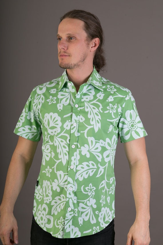 green floral dress shirt men Green Floral Cotton Shirt for Men – Slim Fit Casual Essential –  Indiaista.com main image 1