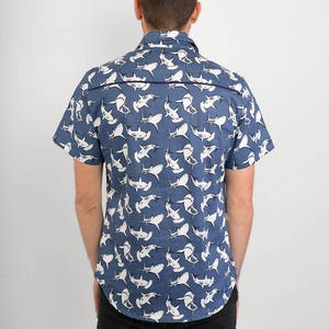 Mens 100% Cotton Short Sleeve Slim Fit Shirt Grey Sharks Print image 5