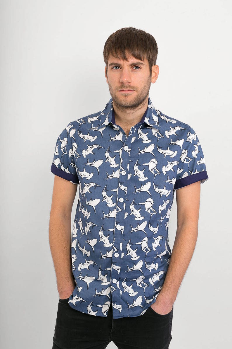 Mens 100% Cotton Short Sleeve Slim Fit Shirt Grey Sharks Print image 7