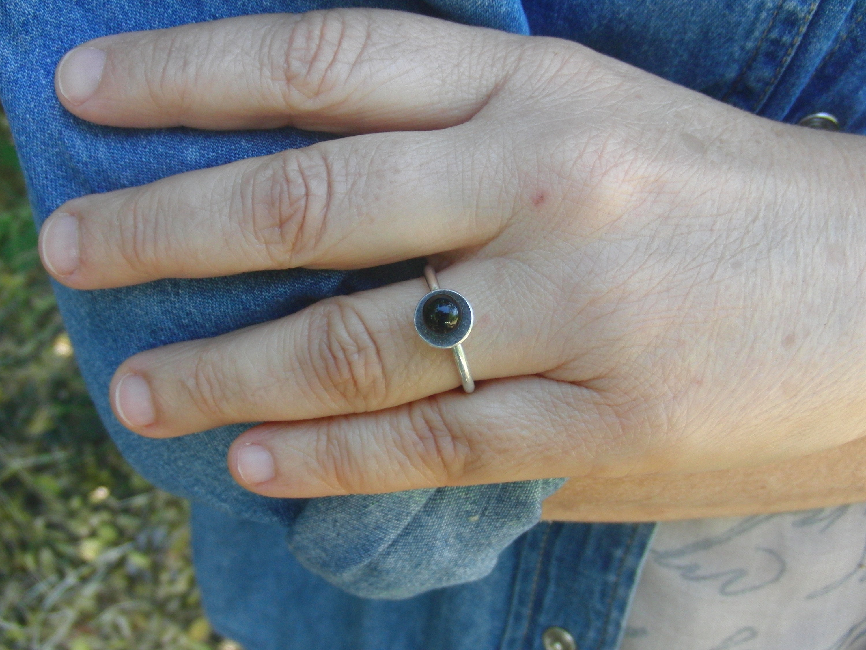 Bague Réglable En Onyx Noir - Création Unique Artisanale, Monture Laiton, Livrée Avec Son écrin