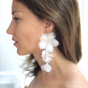 White flower earrings statement earrings bridal floral earrings wedding long earring boho romantic jewelry