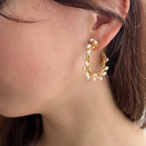 Hoop pearls earrings gold Circles pearls earrings Boho bridal statement earrings wedding jewellery trendy earrings image 1