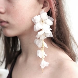 Large statement earrings Chandelier flower earrings flower long earrings Floral jewelry Wedding white earrings bridal floral earrings bride
