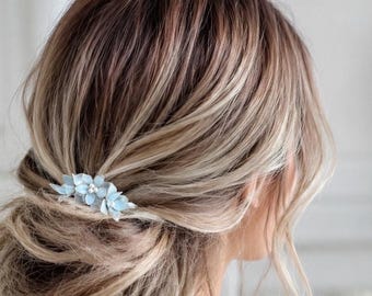 Presilhas de cabelo florais azuis, presilhas de flores azuis para casamento, acessórios de cabelo para noivas, presente azul claro para madrinhas, acessório de cabelo com pérolas