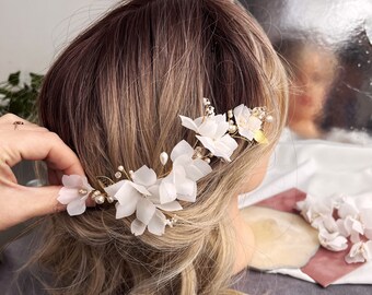 Bridal gold crown flower hair vine white floral crown wedding hair comb Boho pearls Gold hair piece floral hair silk accessories