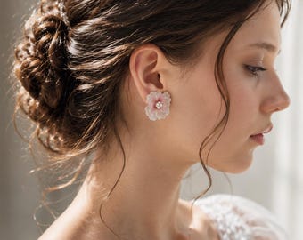 Pearl white flower bridal earrings small blush pink flower stud mini jewelry delicate earrings floral wedding earrings