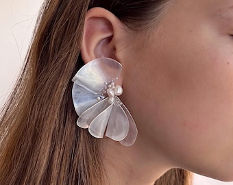 Bridal statement earrings white flower ear cuff wedding jewelry big floral earrings for bride lightweight handmade acce