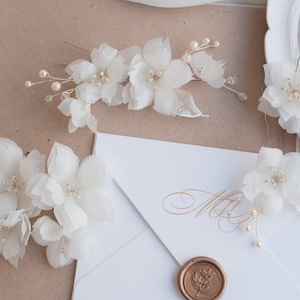bridal accessory wedding headpiece flower hair pins floral bridesmaid hair piece ivory Floral Vine hair piece bride silk big flower earrings