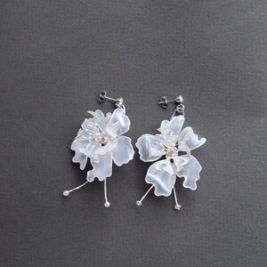 White peony earrings Chandelier earrings Flower earrings dangle Silver big flower Resin earrings Bridal Handmade floral earrings wedding image 4