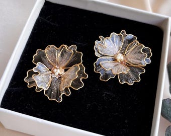 Beige Gold Earrings floral Resin Studs Transparent bridal earrings Hypoallergenic Bridal Jewelry • bridesmaid Gift Boxed