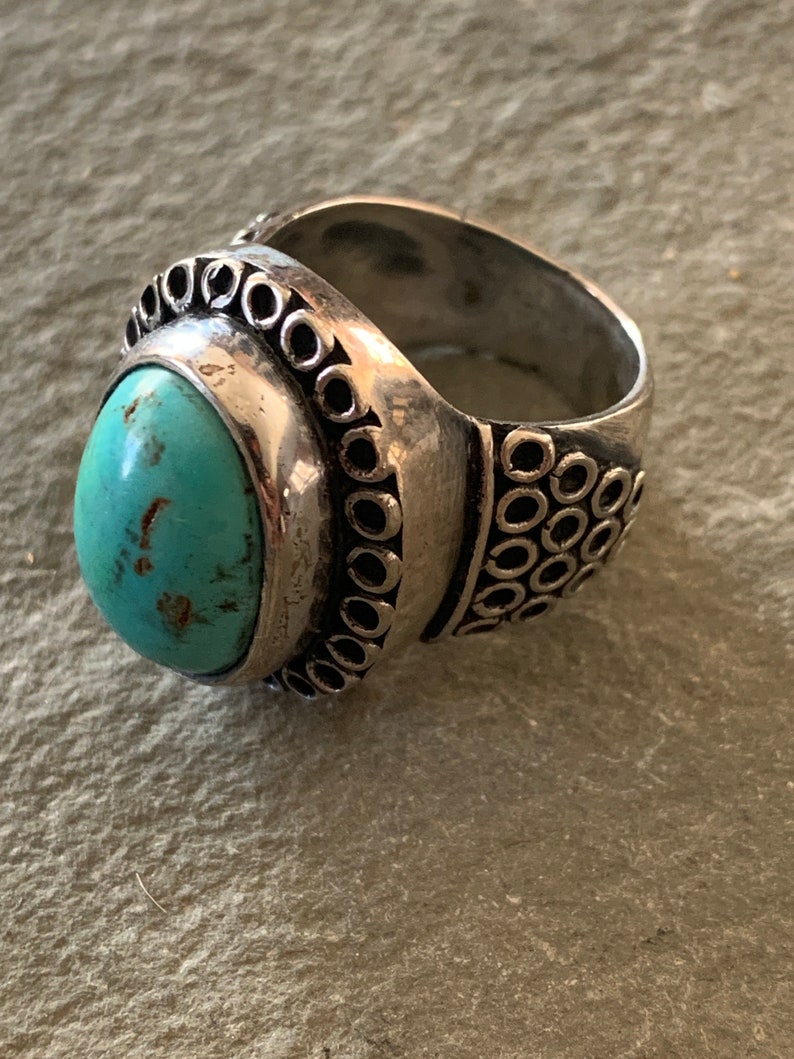 Vintage Turquoise and Sterling Silver Ring