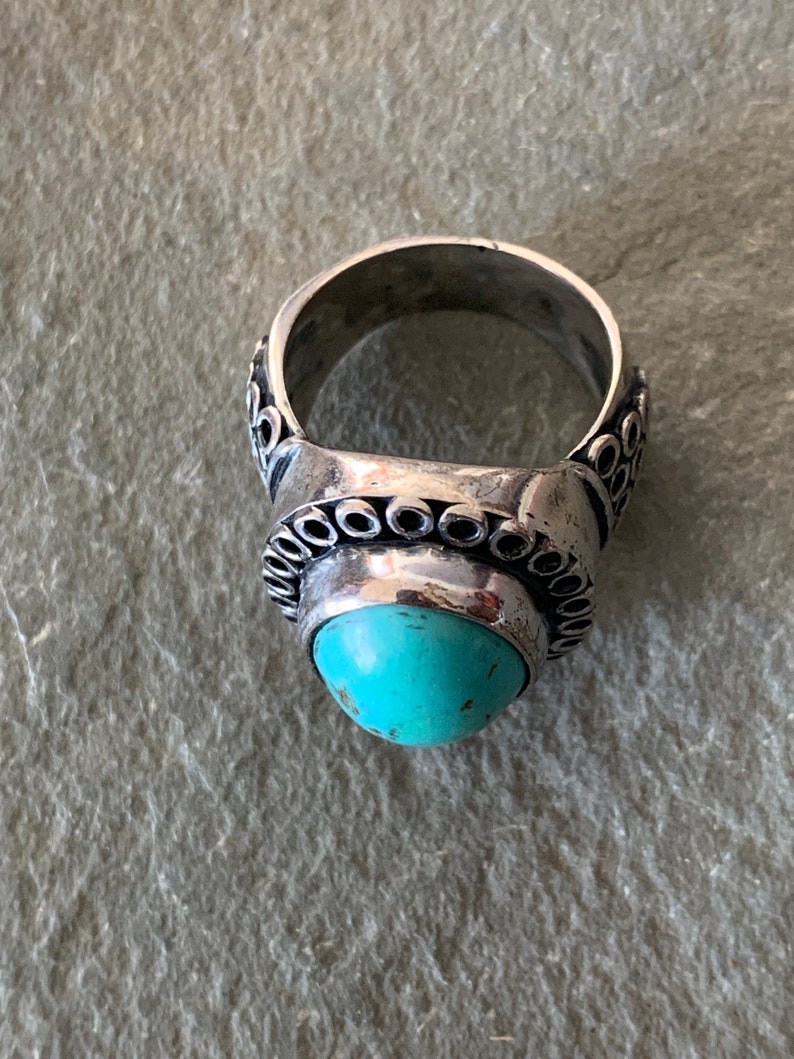 Vintage Turquoise and Sterling Silver Ring