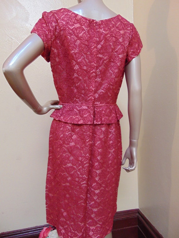 Vintage Pink Lace Short Peplum - image 5