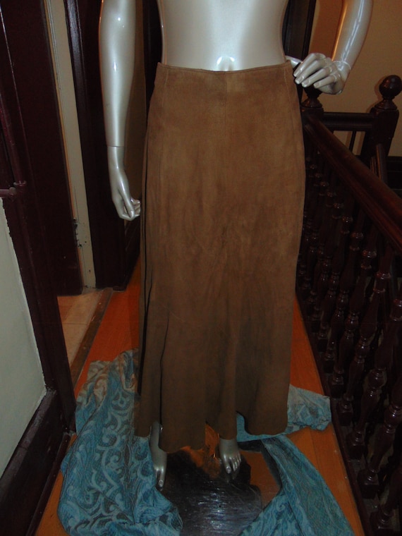 VAKKO Suede Brown Skirt - image 2