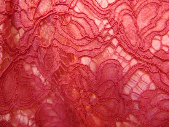 Vintage Pink Lace Short Peplum - image 4