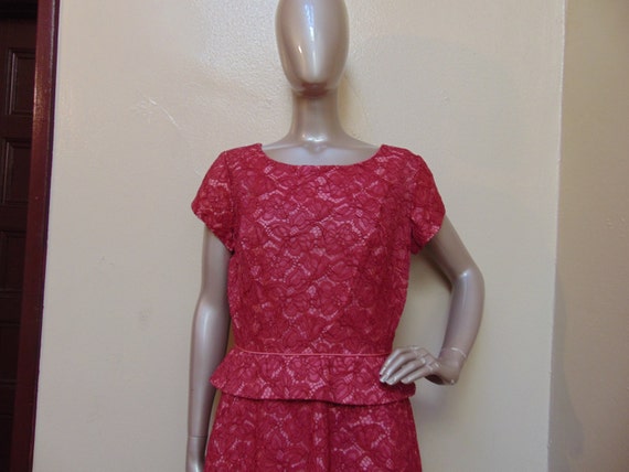 Vintage Pink Lace Short Peplum - image 2